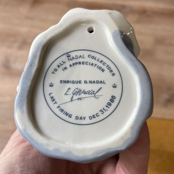 Enrique G. Nadal Collection Sitting Girl Flower Vtg 1986 6.25" Figurine Spain - Picture 3 of 3